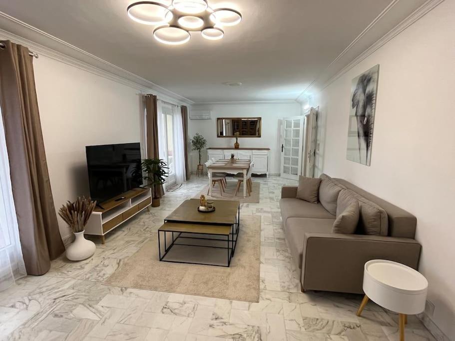 Bel Appartement A Perpignan Bagian luar foto